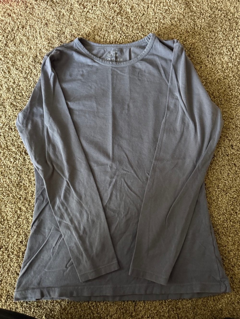 Gray Long Sleeve Crewneck Top - size medium